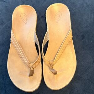 OluKai Women's Brown Sandals
